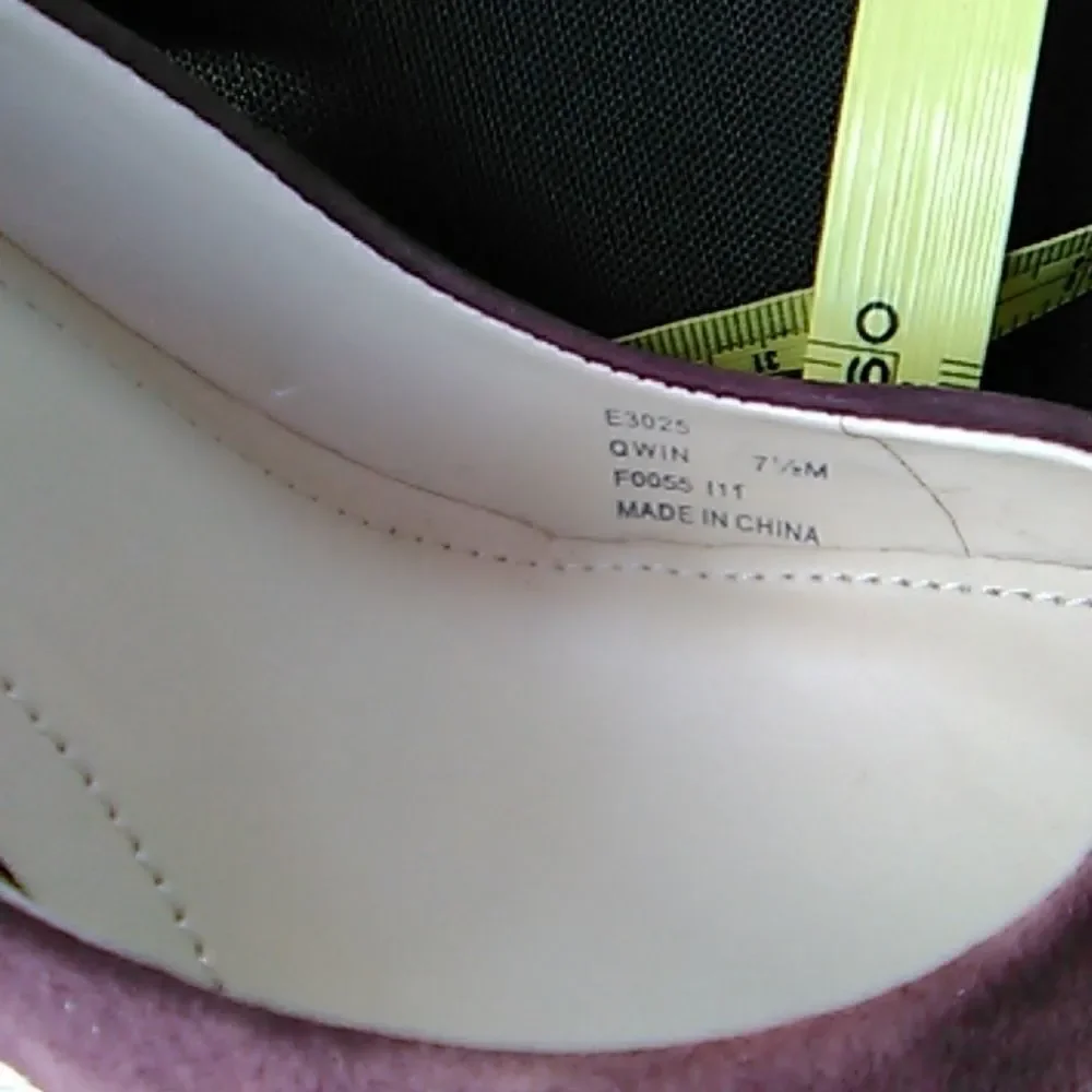 Calvin Klein Maroon Wedges